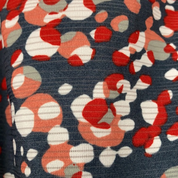 Mountain Hardware Yoga Top - Picture 2 of 7